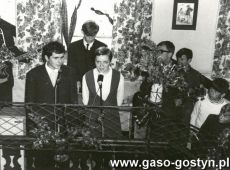 6009.Wystep szkolnego zespolu mjuzycznego Zasadniczej Szkoly Zawodowej w Gostyniu w Panstwowym Zakladzie Specjalnym dla Dzieci w Chwalkowie (1969 r.)
