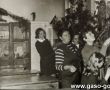 6011.Zajecia kolka przyrodniczego w Liceum Ogolnoksztalcacym w Gostyniu (1969 r.)