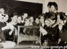 6016.Zajecia kolka przyrodniczego w Liceum Ogolnoksztalcacym w Gostyniu (1969 r.)