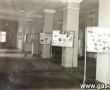 6017.Wystawa zorganizowana przez czlonkow kolka przyrodniczego w Liceum Ogolnoksztalcacym w Gostyniu (1969 r.)