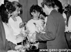 6048.Pozegnanie absolwentow (klasa IVd) Liceum Ogolnoksztalcacego w Gostyniu (1987 r.).JPG