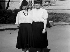 6054.Pozegnanie absolwentow (klasa IVd) Liceum Ogolnoksztalcacego w Gostyniu (1987 r.).JPG