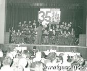 613. 35-lecie choru Dzwon-Gostyn (17.11.1984r.)-uroczysty koncert z towarzyszeniem orkiestry detej.