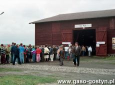 6205.Dni Pola w Szelejewie zorganizowane przez miejscowa Stacje Hodowli Roslin (1993 r.)