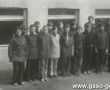 6246.Wiosenny czyn spoleczny rodzicow, nauczycieli i uczniow Szkoly Podstawowej w Bodzewie z okazji 30-lecia Polski Ludowej (1974 r.)