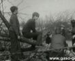 6248.Wiosenny czyn spoleczny rodzicow, nauczycieli i uczniow Szkoly Podstawowej w Bodzewie z okazji 30-lecia Polski Ludowej (1974 r.)