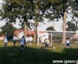 6258.Mecz oldbojow Wielkopolanka Szelejewo - Kania Gostyn 2-2 (boisko w Szelejewie, 20 sierpnia 2005 r.)