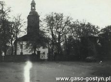 6319.Kosciol parafialny w Piaskach