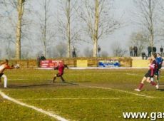 6329.Zjednoczeni Pudliszki-Wielkopolanka Szelejewo 2-1 (stadion w Pudliszkach, 13 listopada 2005 r.)