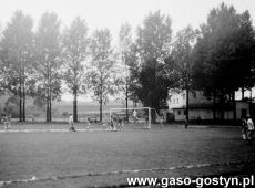 637.Stadion w Gostyniu, mecz pilki noznej Kania Gostyn-Chrobry Glogow (1985 r.).JPG