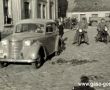 64. 1948r. slub czlonka MOTOKLUBU UNIA Gostyn w eskorcie motocyklistow