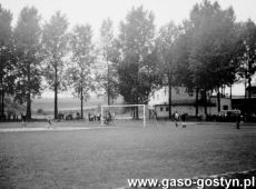 640.Stadion w Gostyniu, mecz pilki noznej Kania Gostyn-Chrobry Glogow (1985 r.).JPG