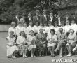 6422.Grono pedagogiczne i absolwenci Szkoly Podstawowej w Szelejewie (1987 r.)