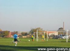 6443.Derbowy mecz A-klasy Wielkopolanka Szelejewo - Korona Piaski 4-1 (boisko w Szelejewie, 2012 r.)