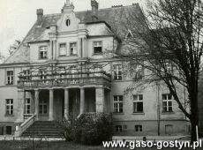 6516.Palac w Chwalkowie na zdjeciu z poczatku lat 70. XX wieku