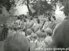 6534.Uroczystosc rozpoczecia nowego roku szkolnego w Szkole Podstawowej w Szelejewie (1982 r.)