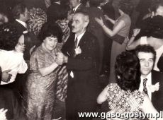 6535.Zabawa karnawalowa w Powiatowym Domu Kultury w Gostyniu zorganizowana przez Cech Rzemiosl Roznych (1954 r.)