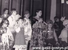 6599.Bal w Szkole Podstawowej w Szelelewie (1981 r.)