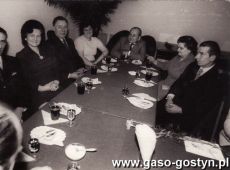 6875.Urzad Stanu Cywilnego w Gostyniu - 25-lecie malzenstwa Panstwa Teresy i Antoniego Gorynia oraz Pelagii i Antoniego Lesniak ( 7 lutego 1975 r.)