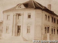 688.Siedziba Komunalnej Kasy Oszczednosci Powiatu Gostynskiego w Gostyniu przy ul. Nowe Wrota 7 (ok.1934 r.)