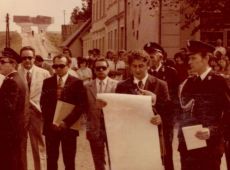 6921.Rynek w Gostyniu - uroczystosc jubileuszowa 75-lecia Ochotniczej Strazy w Gostyniu (25 sierpnia 1974 r.)