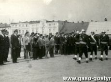 6949.Rynek w Gostyniu - uroczystosc jubileuszowa 75-lecia Ochotniczej Strazy w Gostyniu (25 sierpnia 1974 r.)