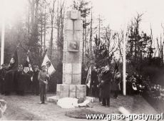 696.Uroczystosc odsloniecia pomnika Marszalka Jozefa Pilsudskiego w Podrzeczu (17.11.1935 r.)