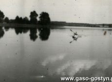 7079.Oboz gostynskiej 8. Harcerskiej Druzyny Rzemieslniczej Sportow Wodnych w Cichowie (1958 r.)