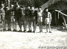 7082.Oboz gostynskiej 8. Harcerskiej Druzyny Rzemieslniczej Sportow Wodnych w Cichowie (1958 r.) - II zastep Orlow Morskich