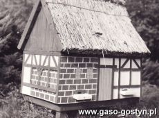 709.Skansen uli w parku przy Zespole Szkol Rolniczych w Grabonogu (1986 r.)