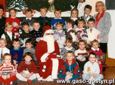 7466.Gwiazdor w Przedszkolu nr 4 w Gostyniu (1996 r.)