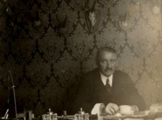 770.Wincenty Dabinski (2 stycznia 1919 roku mianowany zostal pierwszym polskim starosta powiatu gostynskiego)