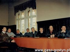 7788.Spotkanie parlamentarzystow z regionu  (pozniej powiatu) gostynskiego z wladzami Gostynia i soltysami okolicznych wsi (1993 r.)