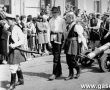 7840.Rynek w Gostyniu - pochod wiekow (1 maja 1966 r.)