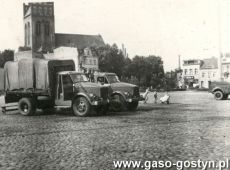 7924.Oboz w Lebie Blekitnej 8 im. J. Kilinskiego przy Cechu Rzemiosl Roznych w Gostyniu (1959 r.)-wycieczka samochodami do Leborka