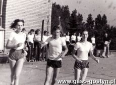 840.Dzien Dziecka - Swieto Sportu Szkolnego w Szkole Podstawowej nr 3 w Gostyniu (1982 r.)