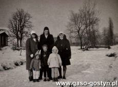 8447.Okolice Gory Zamkowej w Gostyniu - zamarznieta rzeka Kania w 1961 roku