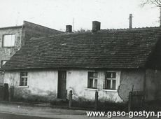 8657.Zdjecie z poczatku lat 80. XX wieku - dom przy ulicy Wolnosci 26 (obecnie Jana Pawla II) wybudowany w 1824 roku