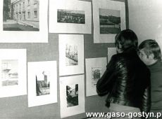 8667.Gostyn w fotografii - wystawa w Zakladowym Domu Kultury Hutnik