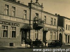 869. Hotel Polonia Wladyslawa Jezierskiego przy Bahnhofstrasse (Kolejowa) - w 1939 roku przejety przez Niemcow