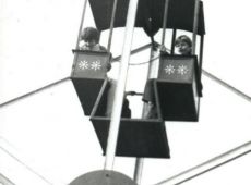 8706.Karuzele przy Gorze Zamkowej w Gostyniu (1986 r.).JPG