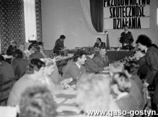 8719.Konferencja sprawozdawczo-wyborcza Hufca ZHP Gostyn (sala Komitetu Miejsko-Gminnego PZPR przy ulicy Swierczewskiego, 1986 r.).JPG