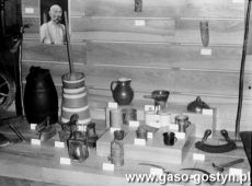 8750.Muzeum w Gostyniu (zdjecie z konca lat 80. XX wieku) miescilo sie w budynku Biblioteki Publicznej Miasta i Gminy przy ulicy Marchlewskiego (obecnie Wroclawska).JPG