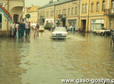 8769.Skrzyzowanie ulic 1 Maja, Kolejowej, Powstancow Wlkp. i Wroclawskiej w Gostyniu po nawalnicy w 1997 roku