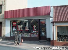 8806.Ulica 1 Maja (deptak) w Gostyniu - zdjecie z 1994 roku
