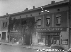 881. Kamienica przy Bahnhofstrasse 32 (ulica Kolejowa) w Gostyniu (1942 r.)