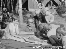 8813.Wspolny oboz w Brzedni harcerzy Hufca Gostyn i druzyny siatkarskiej juniorow MZKS Kania (1985 r.).JPG