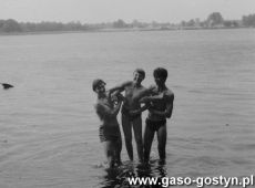 8817.Wspolny oboz w Brzedni harcerzy Hufca Gostyn i druzyny siatkarskiej juniorow MZKS Kania (1985 r.).JPG