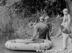 8819.Wspolny oboz w Brzedni harcerzy Hufca Gostyn i druzyny siatkarskiej juniorow MZKS Kania (1985 r.).JPG