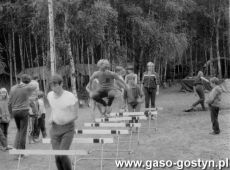 8821.Wspolny oboz w Brzedni harcerzy Hufca Gostyn i druzyny siatkarskiej juniorow MZKS Kania (1985 r.).JPG